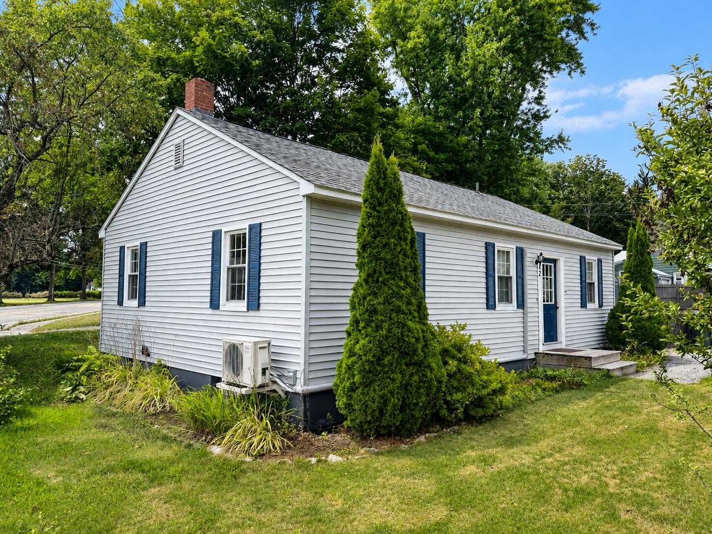 2 Carlson Street