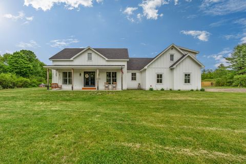 Photo of 144 Hurricane Road, Gorham, ME 04038 (MLS # 1664958)