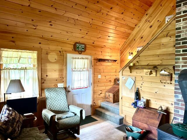 156 Hussey Road
