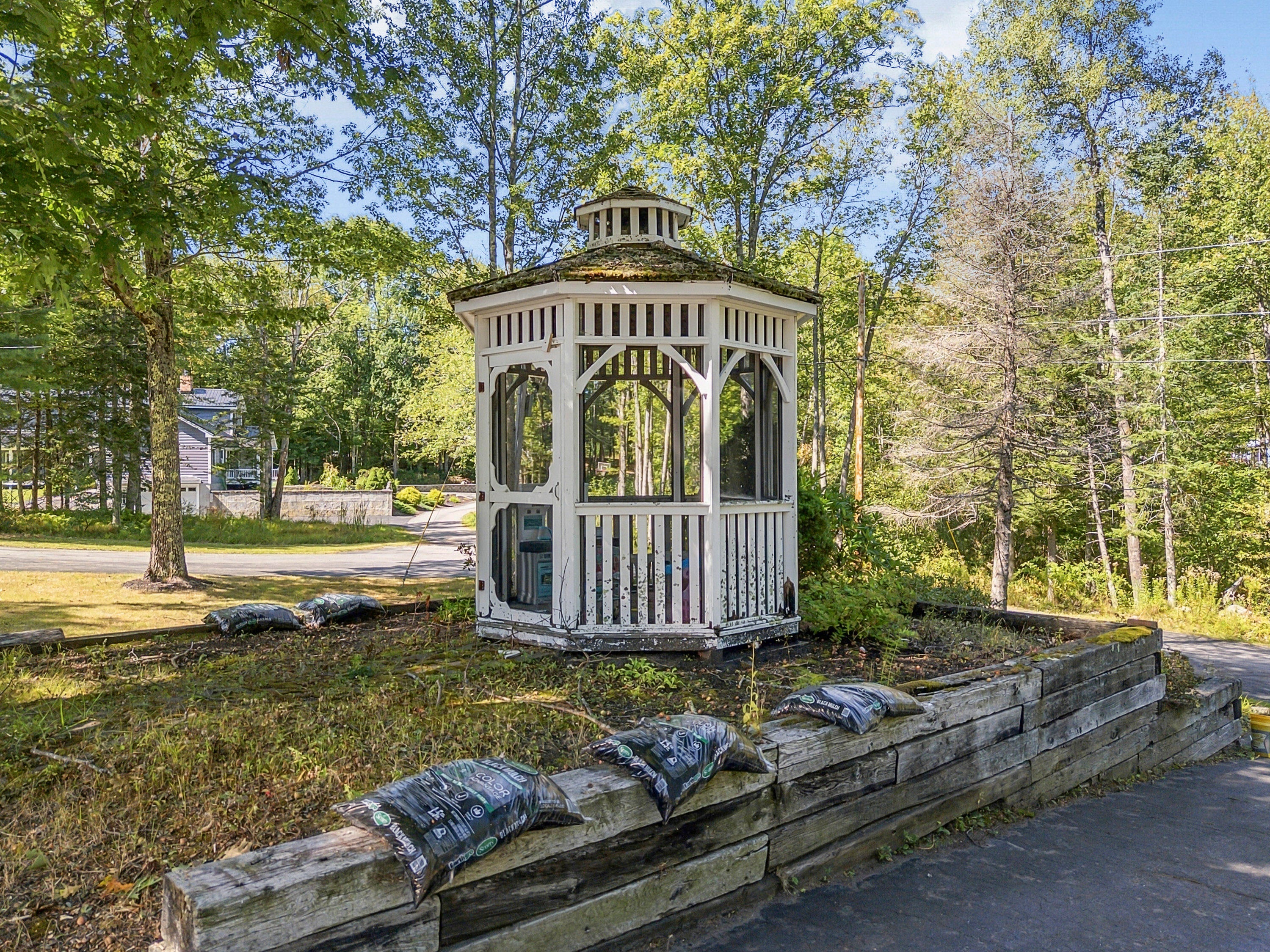 29 Trufant Lane