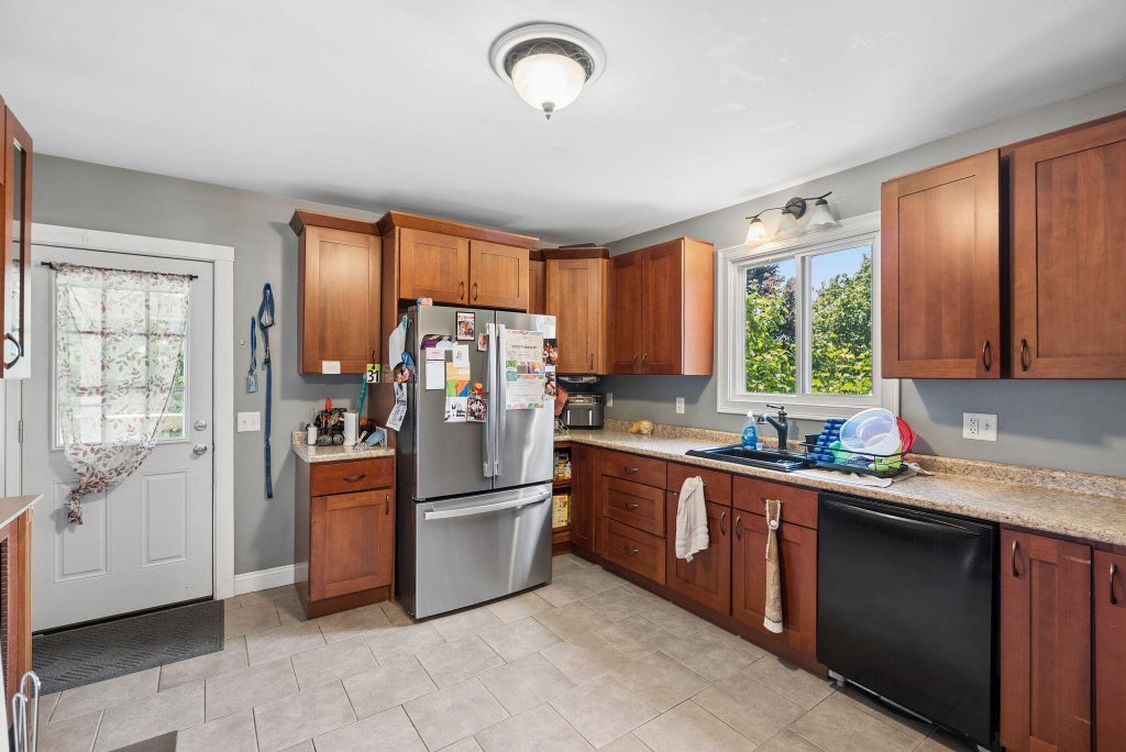 Photo of 163 Rosedale Street, Lewiston, ME 04240 (MLS # 1665569)