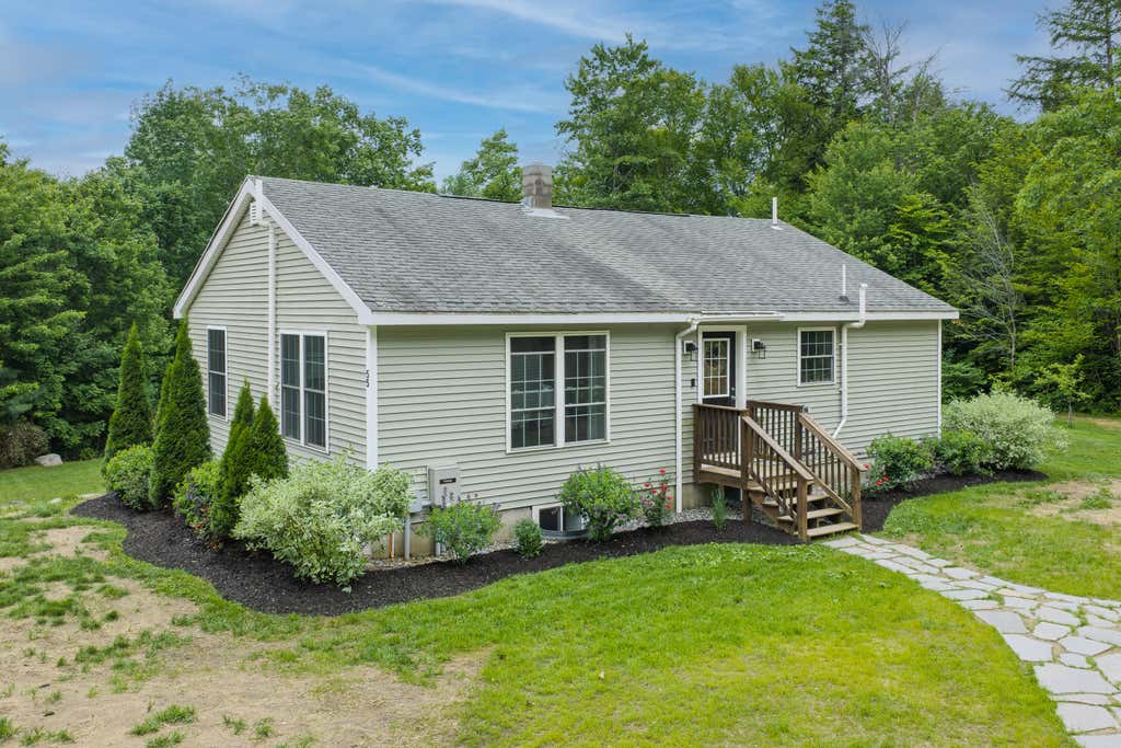 Photo of 55 Irwins Way, Otisfield, ME 04270 (MLS # 1670871)