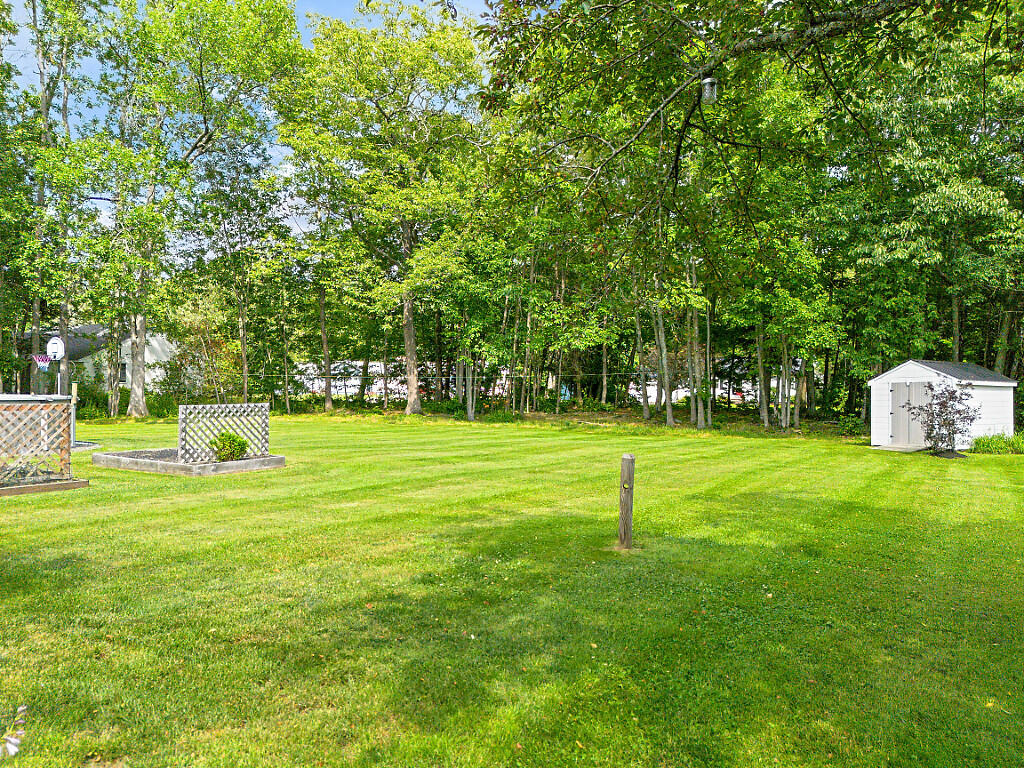 25 Frankwood Drive