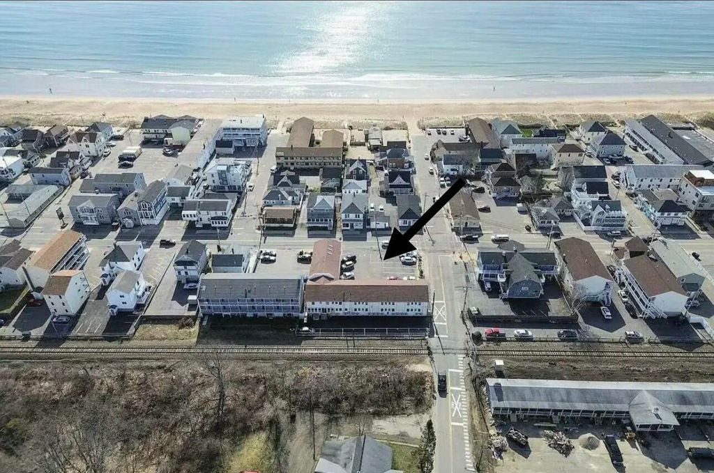 Photo of 78 E Grand Avenue #110, Old Orchard Beach, ME 04064 (MLS # 1664632)