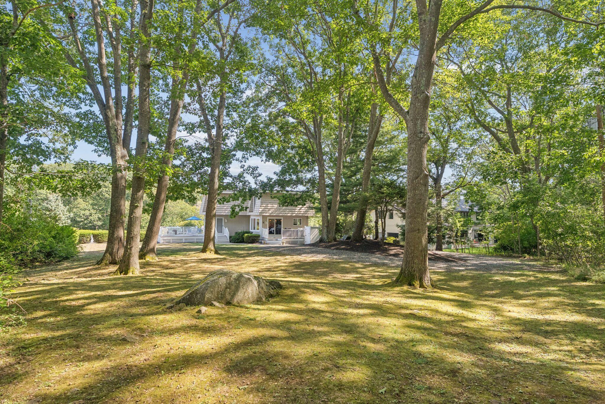 13 Wavecrest Drive