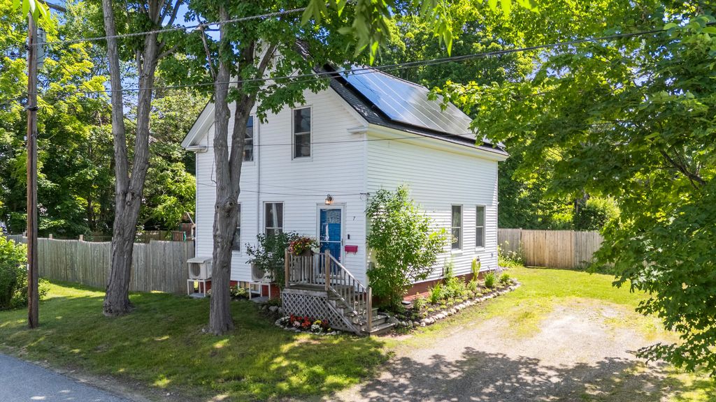 Photo of 7 Autumn Street, Lisbon, ME 04252 (MLS # 1670851)