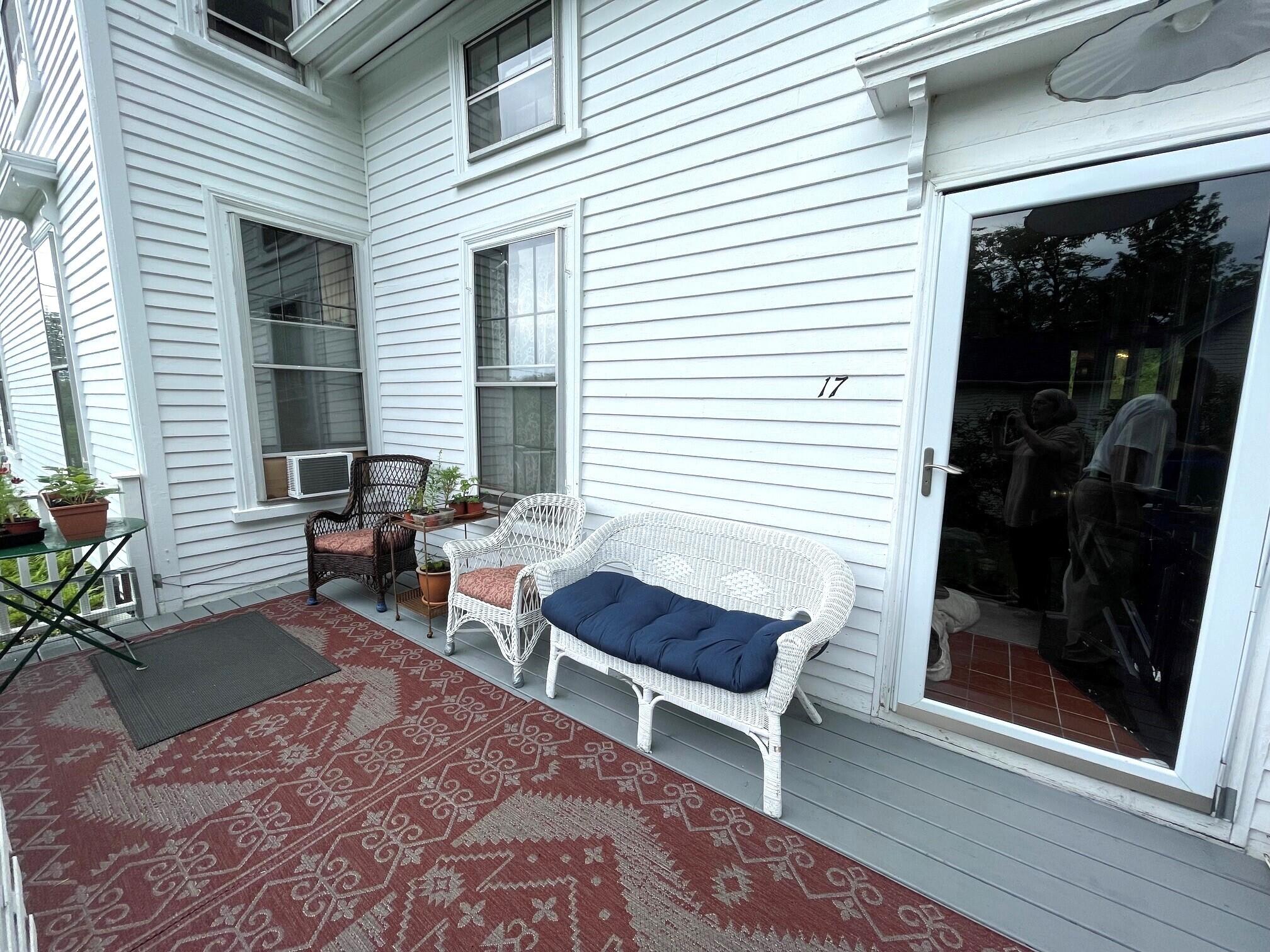 17 James Street