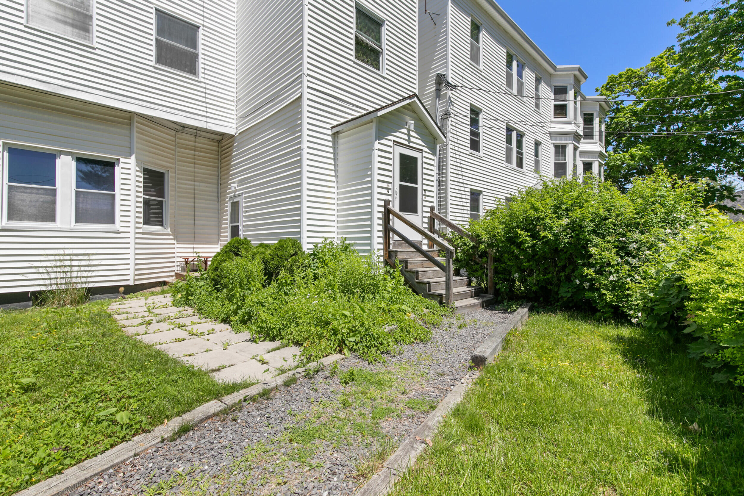7 Huntress Street