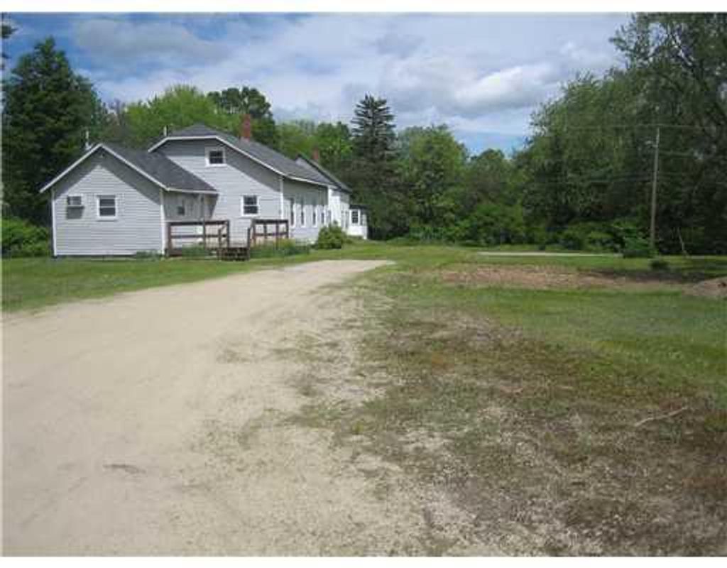 Photo of 18 Forest Avenue, Bridgton, ME 04009 (MLS # 1664611)