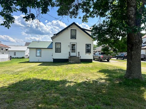 Photo of 8 Coburn Avenue, Dixfield, ME 04224 (MLS # 1670343)