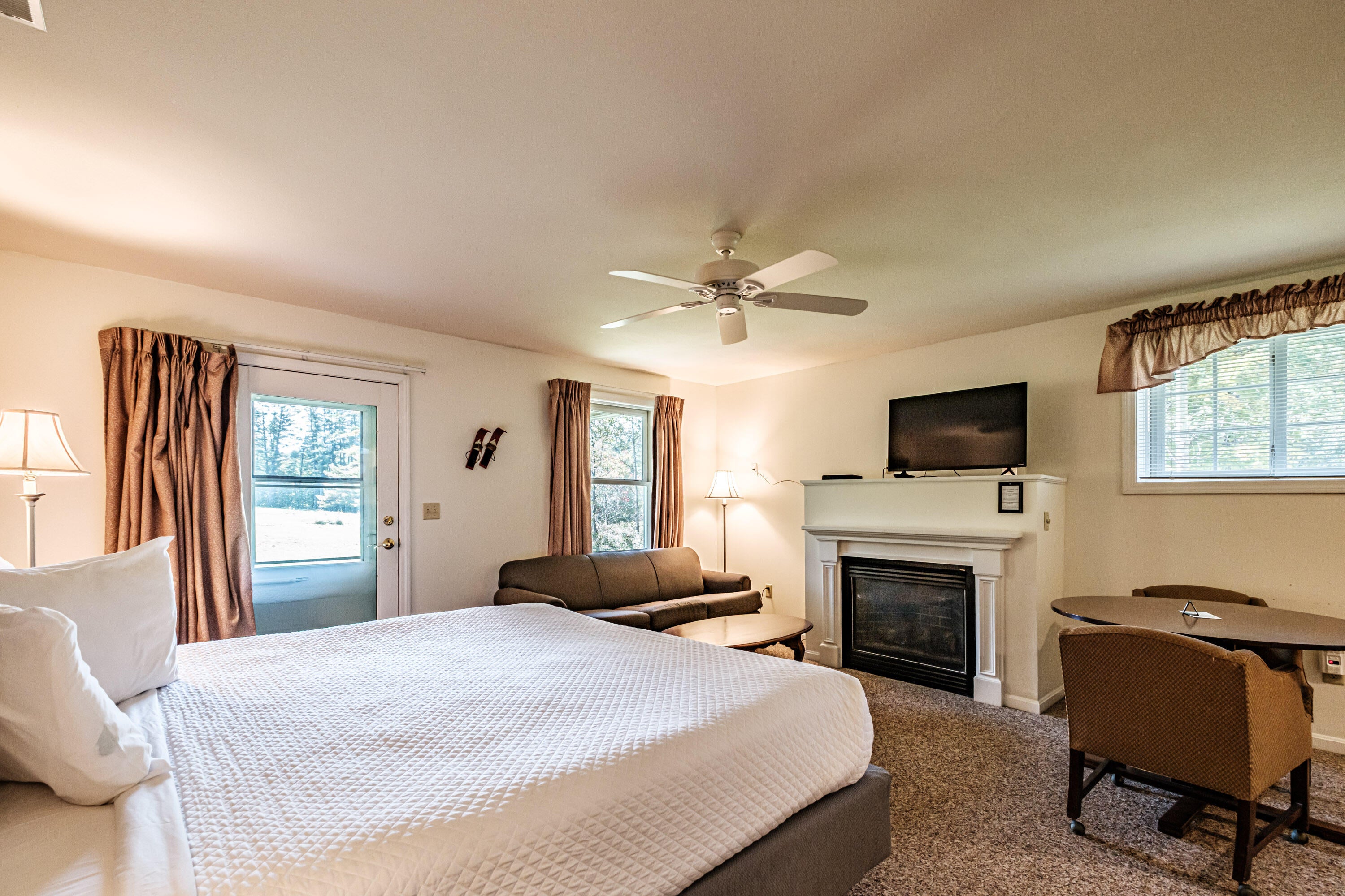 44 Mill Hill Road 601
