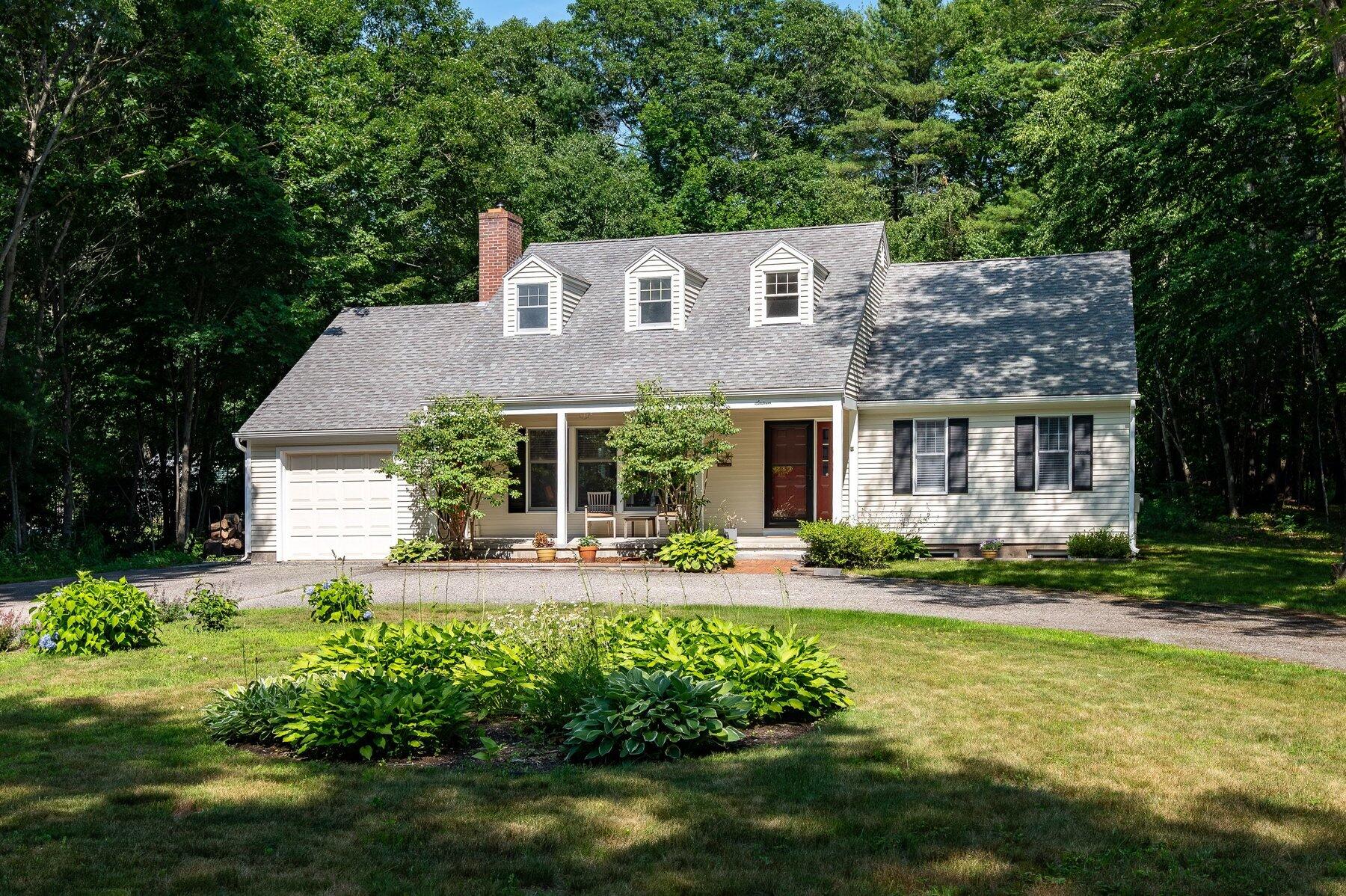 16 River Bend Drive