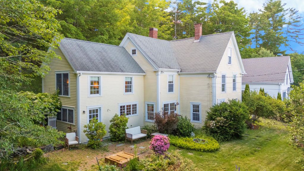 Photo of 8 Old Austin Road, Newcastle, ME 04553 (MLS # 1669141)