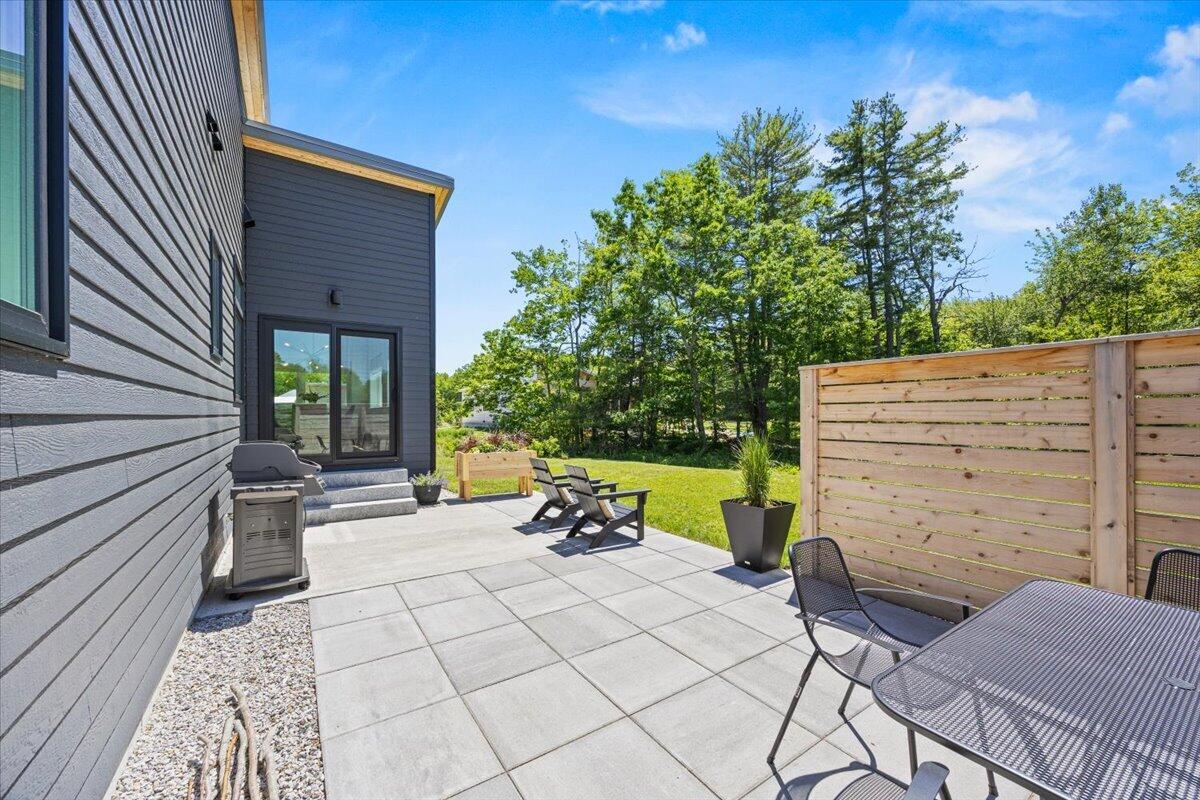 4 Leeward Meadows