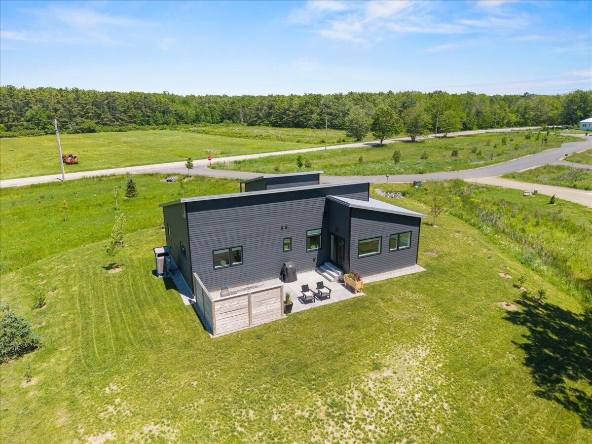4 Leeward Meadows