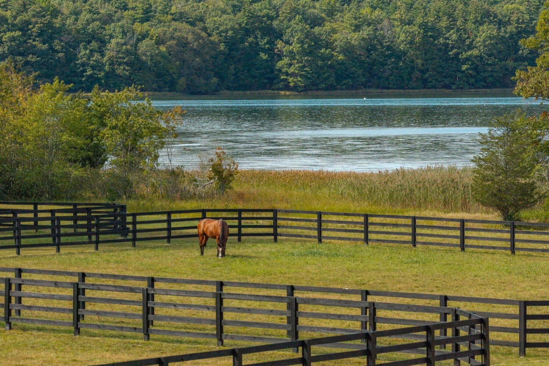 717 River Road