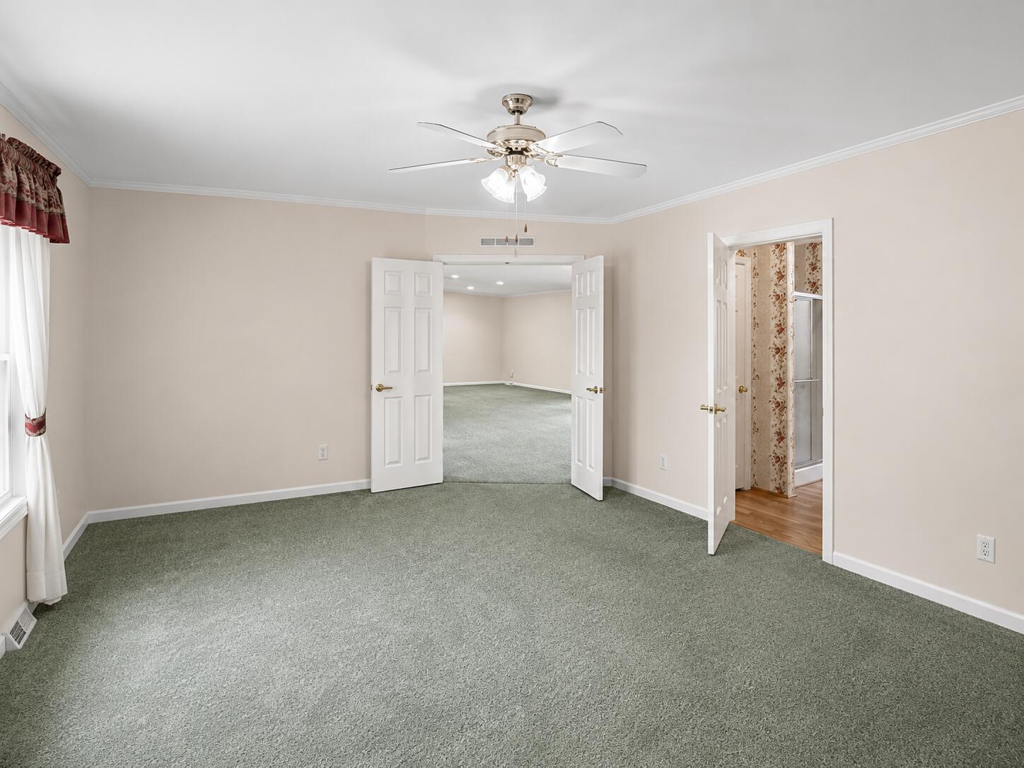 16 Chickadee Drive