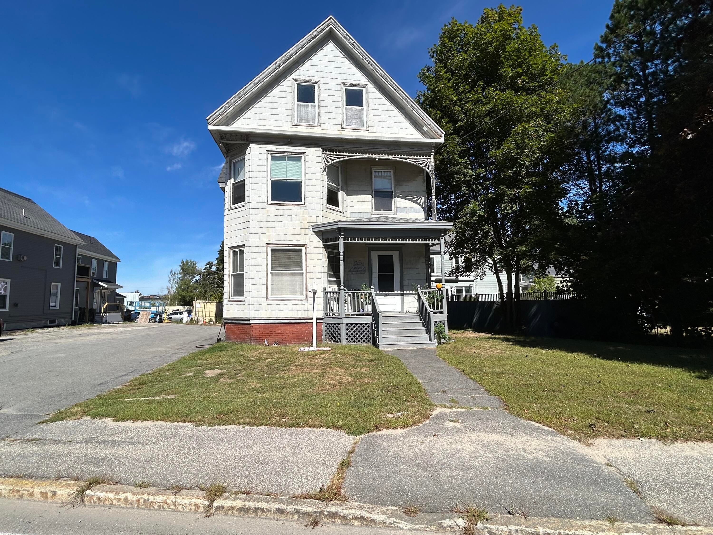 383 Main Street