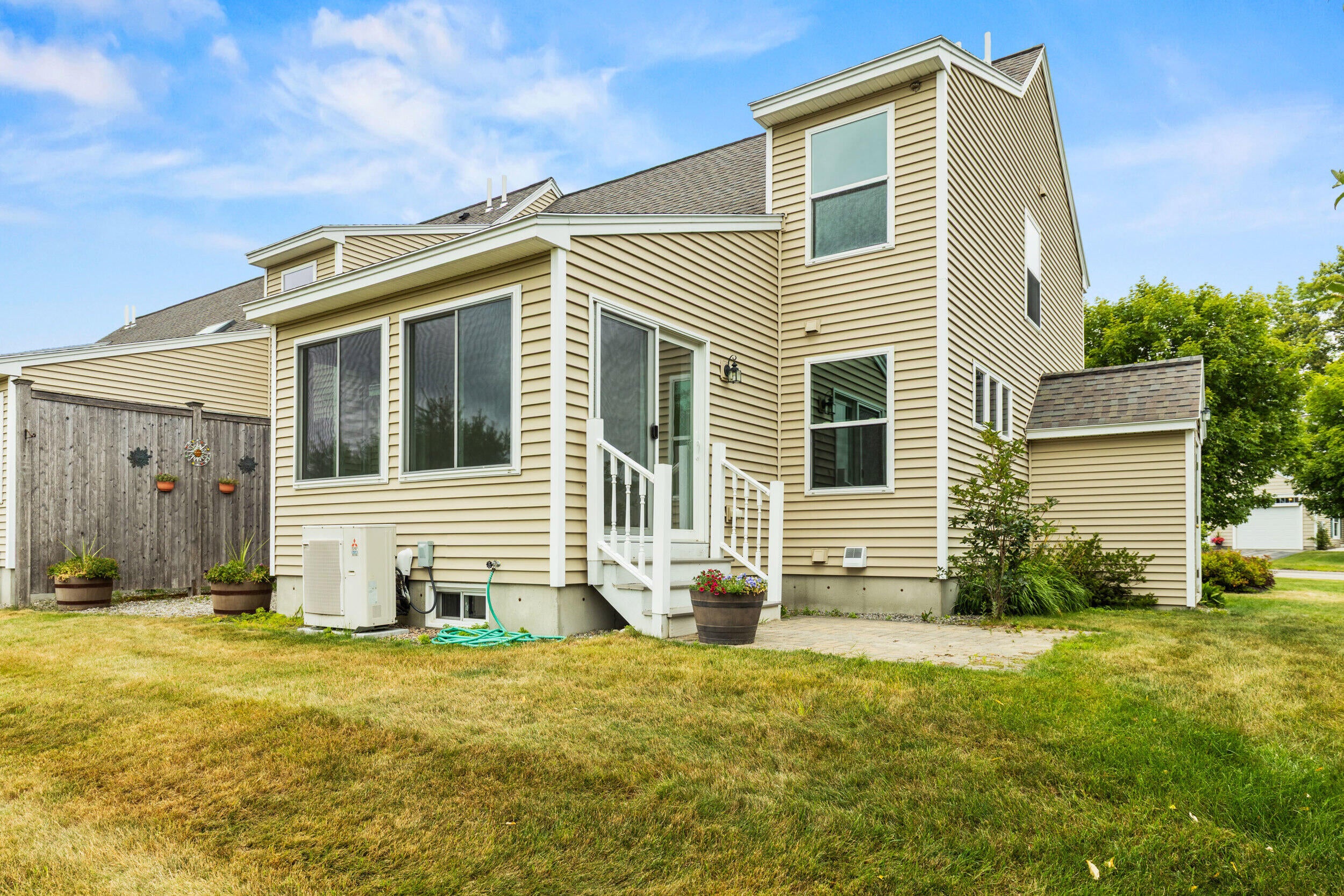 57 Ridgefield Drive 33