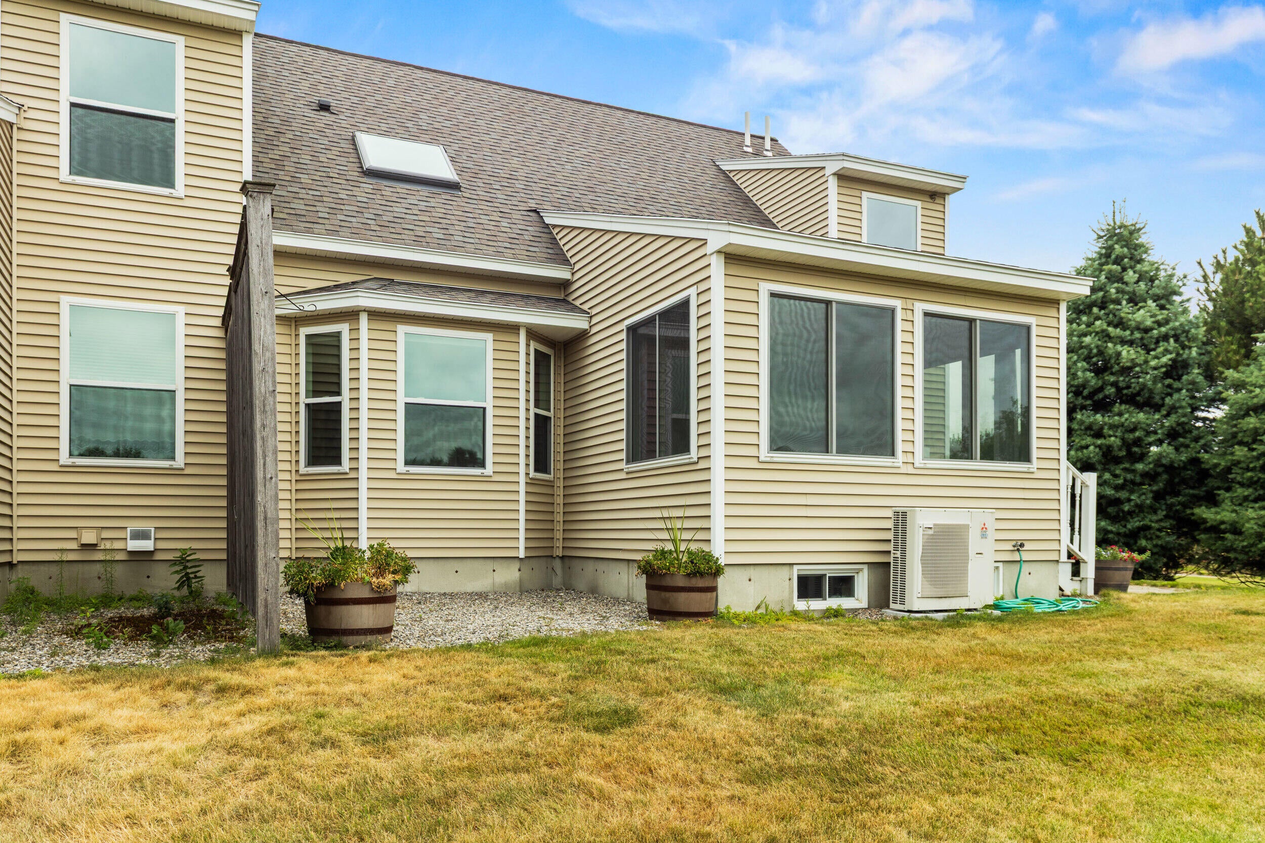 57 Ridgefield Drive 33