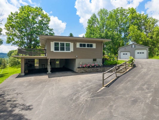 28 LAKEVIEW AVE, RICHFIELD SPRINGS, NY 13439 - Image 2d7ec12f5b1f798fa0b2a31fa4aea22e/3916715837