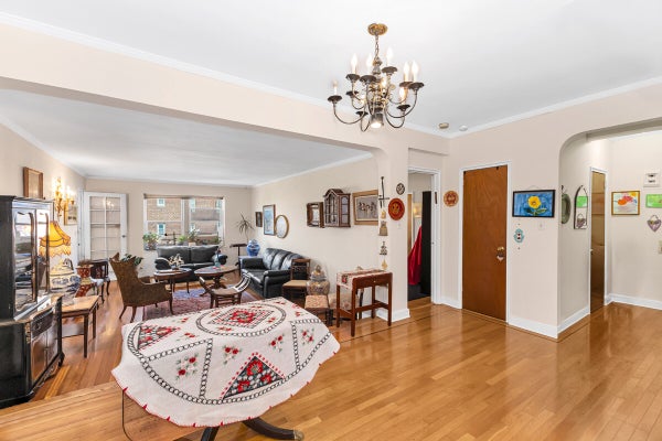 69 -11 YELLOWSTONE BLVD # A41, QUEENS, NY 11375 - Image 389437fe896332dc583b00a5537562fc/3932244063