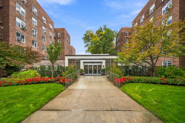 112-20 72ND DRIVE # APT D25, FOREST HILLS, NY 11375 - Image 52d75d2ec66ddfbc47f9331b4f3138dd/3841788916