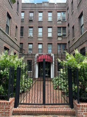 38-5 65TH ST, WOODSIDE, NY 11377 - Image 54cb7a2e7a67b8ef5d7e9d22aaebc02a/1434564035