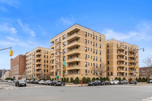 2 W END AVE APT 5E, BROOKLYN, NY 11235 - Image a815ae2e30309bf06dc2a763889ce128/1729962174