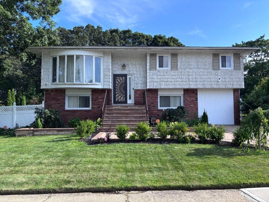 96 NATHALIE AVE, AMITYVILLE, NY 11701 - Image aa8ecfc45b09ca91e98e57e830c0e7d4/1743516291