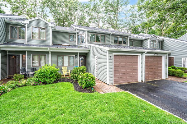 5 JEREMY CIR, NESCONSET, NY 11767 - Image b9e9943dd89a6bbe730d0fa5b2180b2d/844432257