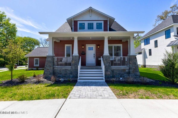 121 JACKSON ST, SARATOGA SPRINGS, NY 12866 - Image bfc02a5b46a8d56afac79339dbf0e225/362545595