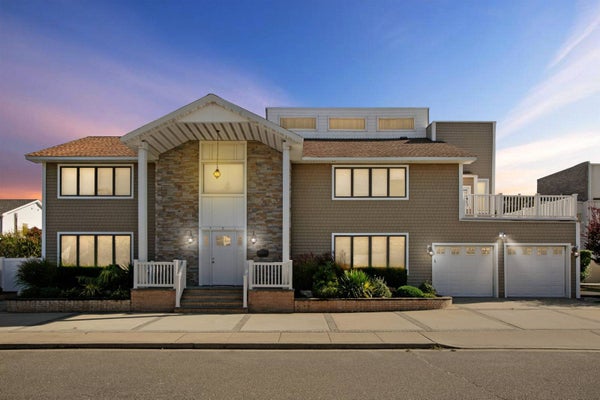 5 KENSINGTON ST, LIDO BEACH, NY 11561 - Image dad624cac2e6aa5fe053e9712dca1bb0/2819112861