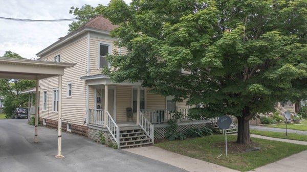1025 STATE ST, WATERTOWN, NY 13601 - Image de565bfb2a19bb856d9e8c07904a13c4/750748829