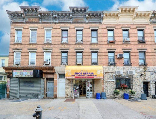 821 MCDONALD AVE, BROOKLYN, NY 11218 - Image f4af7e4768a3ffa2c5fb65e2edb12be1/2838609496