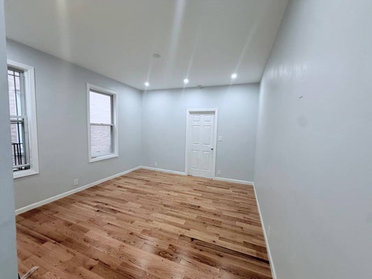 3235 SEYMOUR AVE, BRONX, NY 10469 - Image f5c057a2bf577a89c19cf12316f66f99/489434178