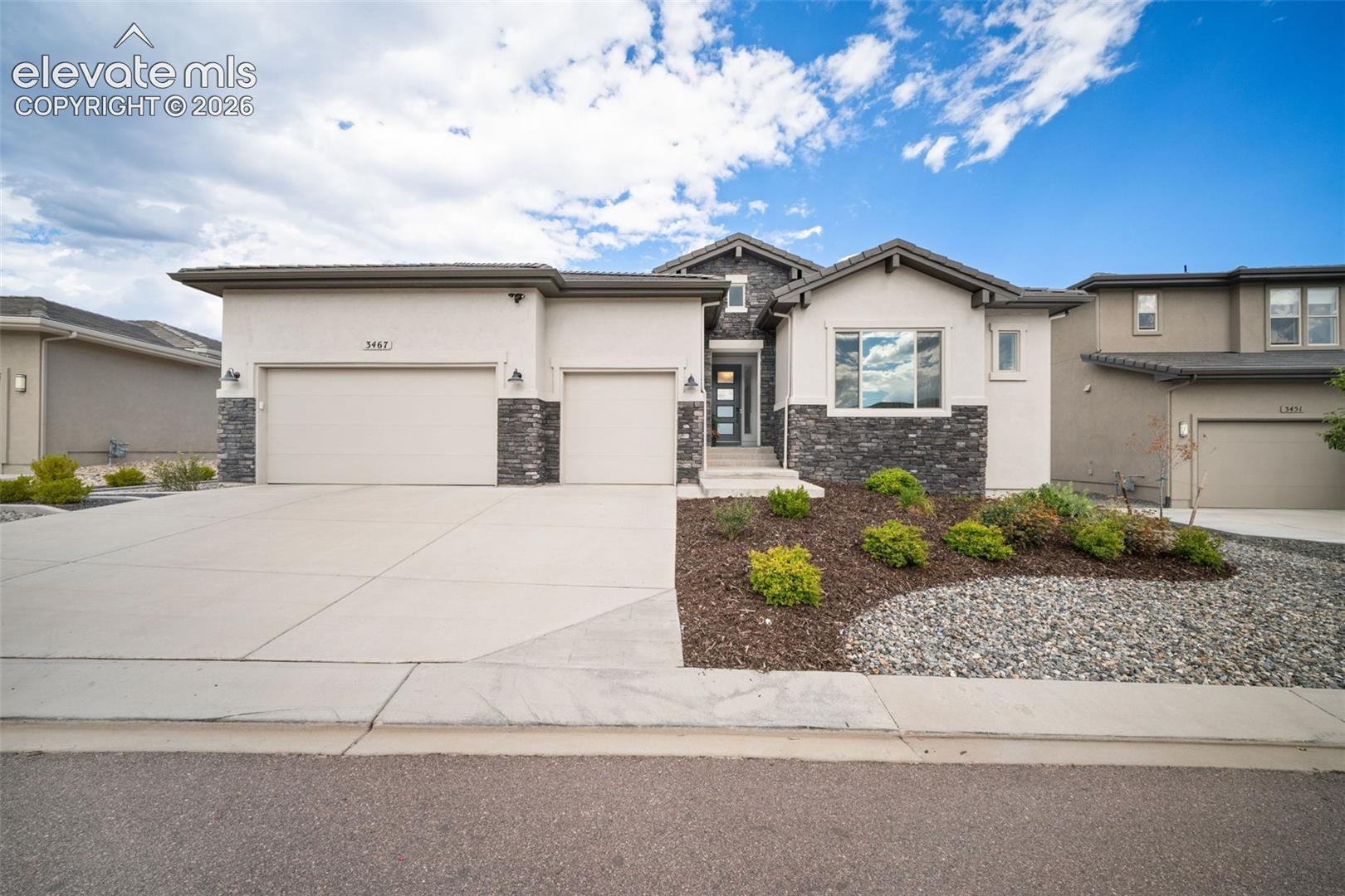 3467 Skywatch Heights