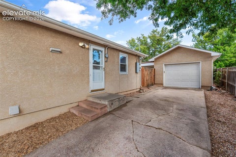 Tiny photo for 641 Glen Eyrie Circle, Colorado Springs, CO 80904 (MLS # 9850060)
