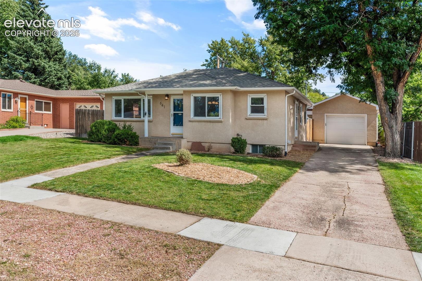 641 Glen Eyrie Circle