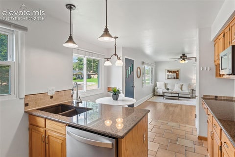 Tiny photo for 641 Glen Eyrie Circle, Colorado Springs, CO 80904 (MLS # 9850060)