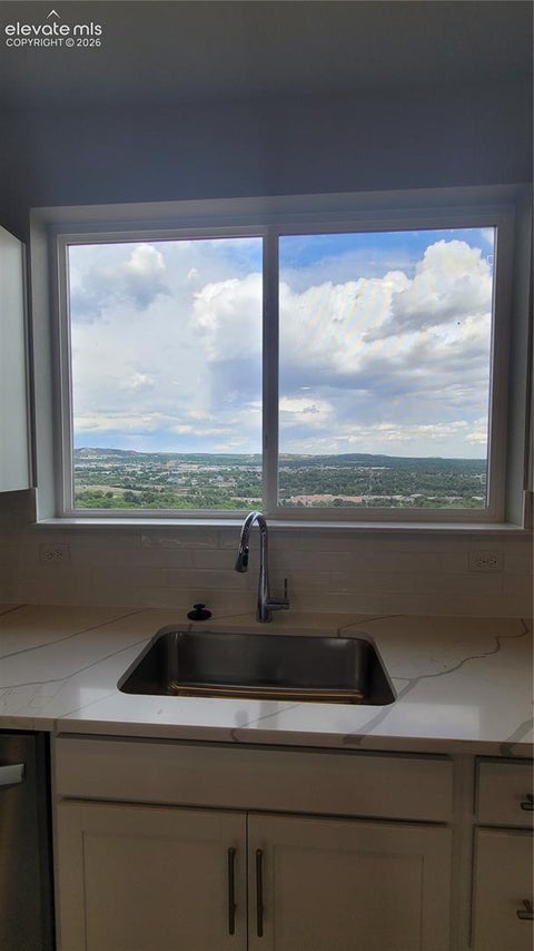 Tiny photo for 729 Belleza View, Colorado Springs, CO 80907 (MLS # 6117975)