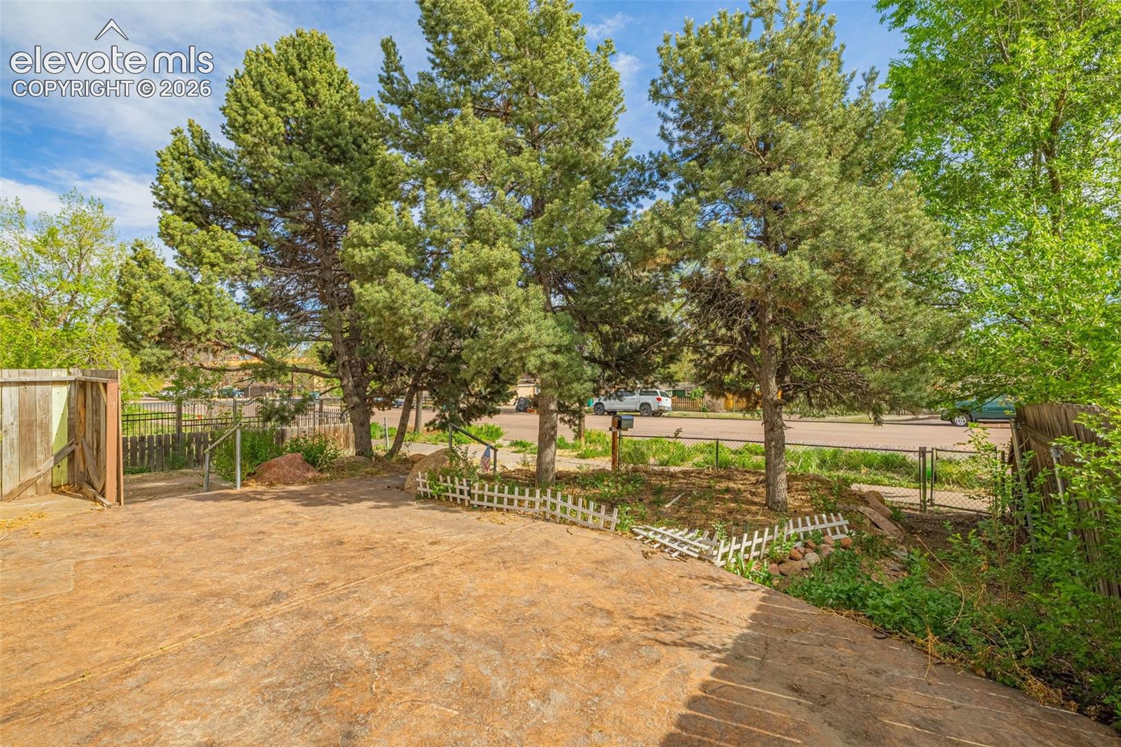 416 W Platte Avenue