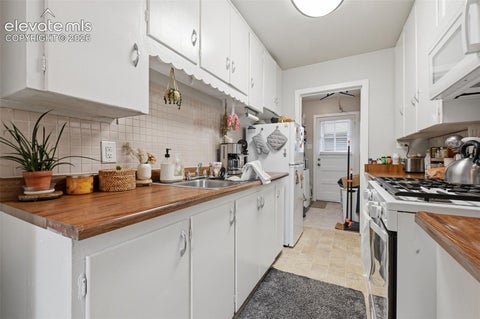 Tiny photo for 904 E Moreno Avenue, Colorado Springs, CO 80903 (MLS # 7643773)