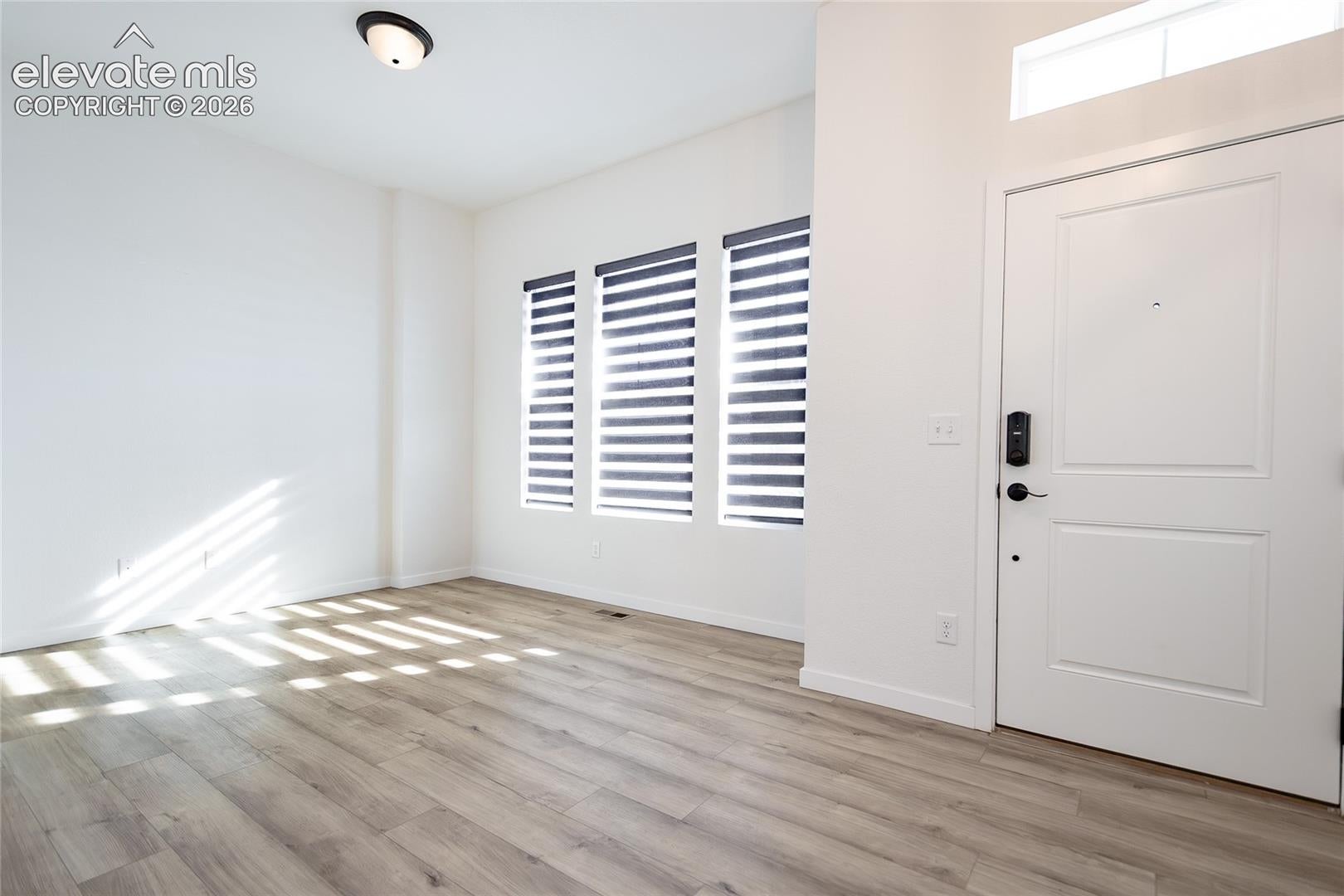 8996 Wolf Valley Drive