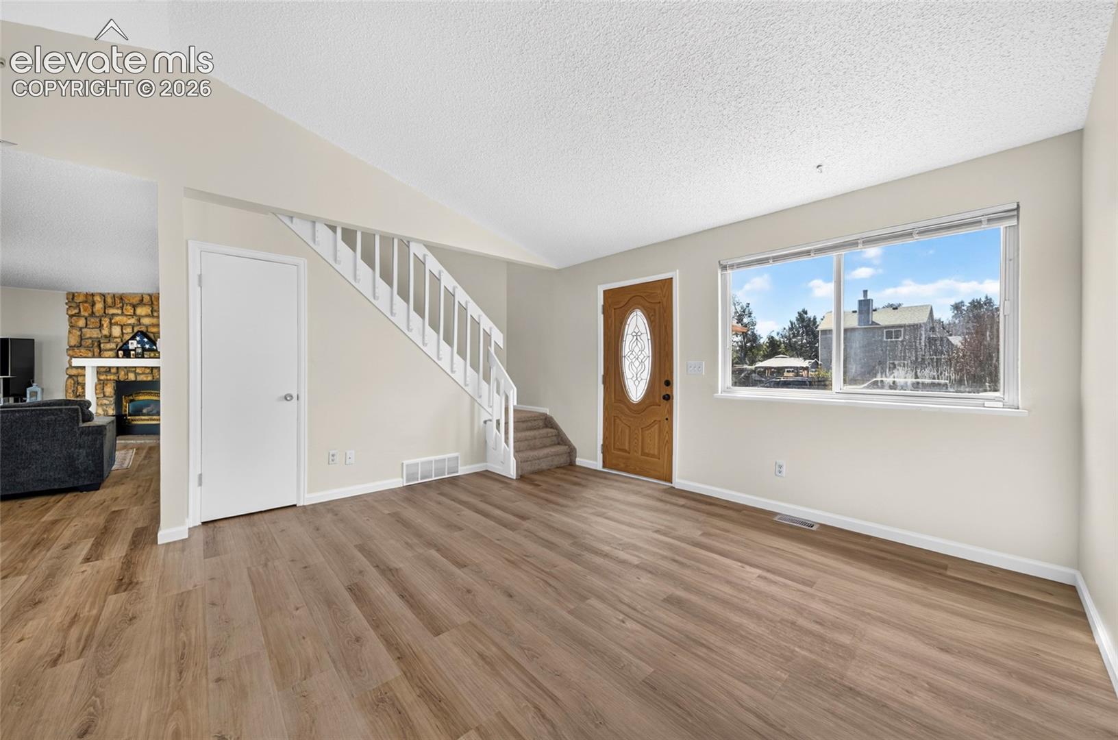 4510 Hollyridge Drive