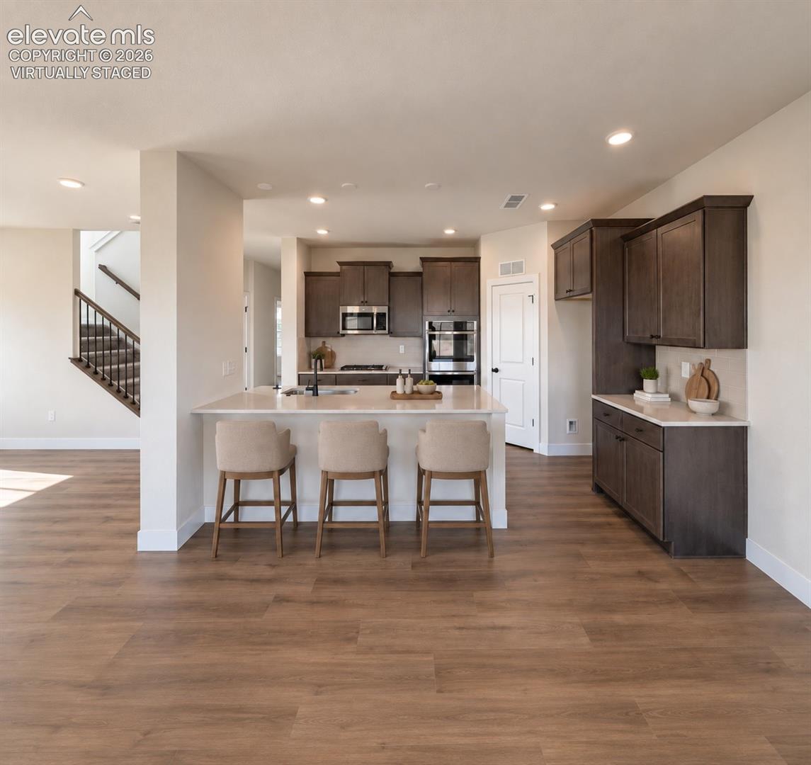 8285 Lemon Grass Road