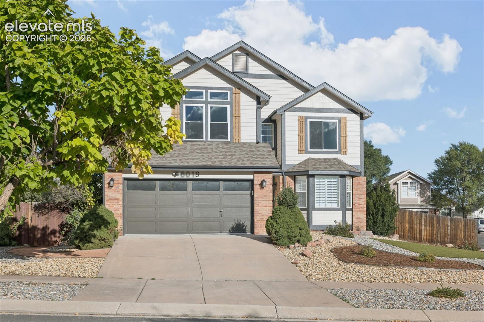 6019 Instone Circle