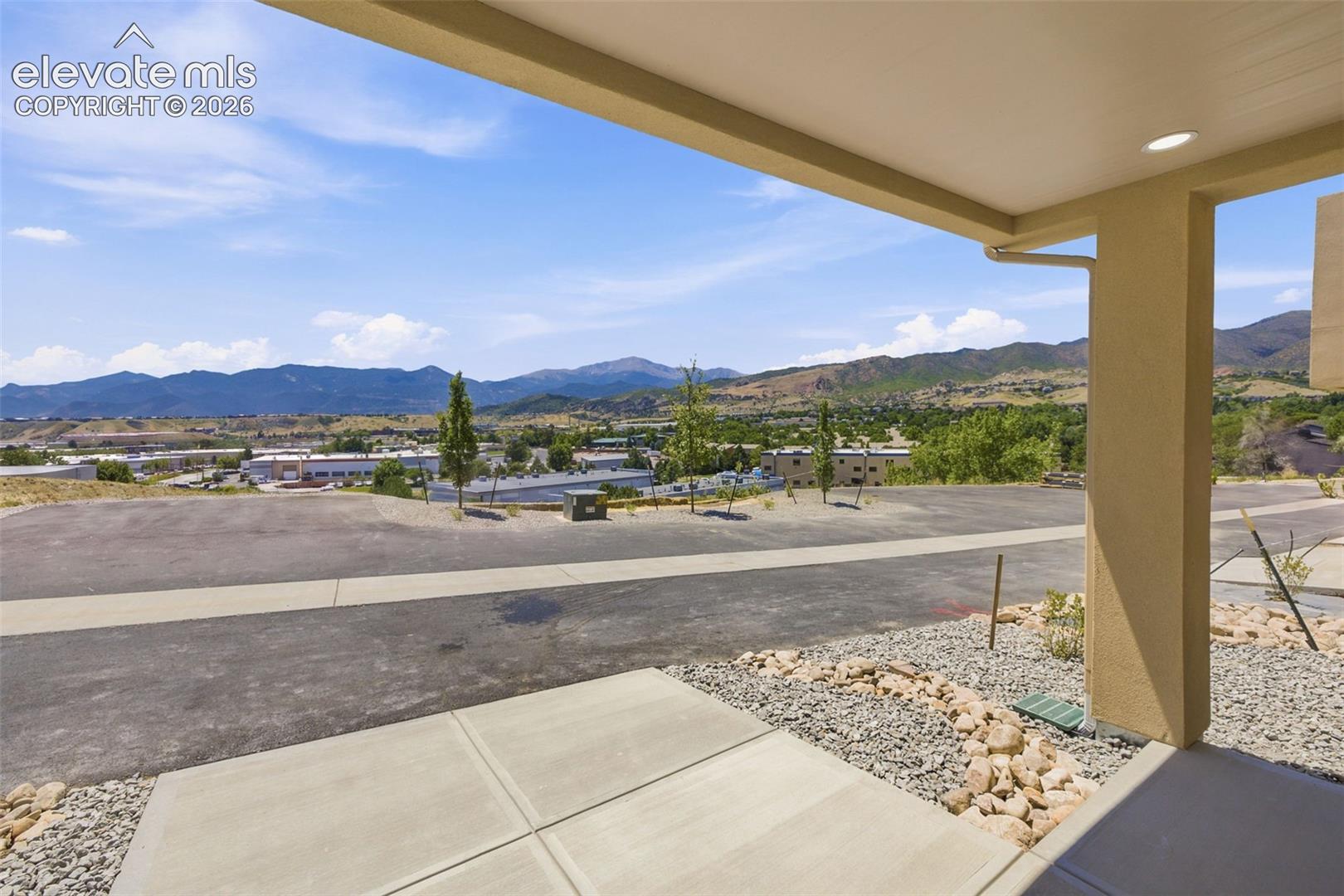 1548 Territory Trail