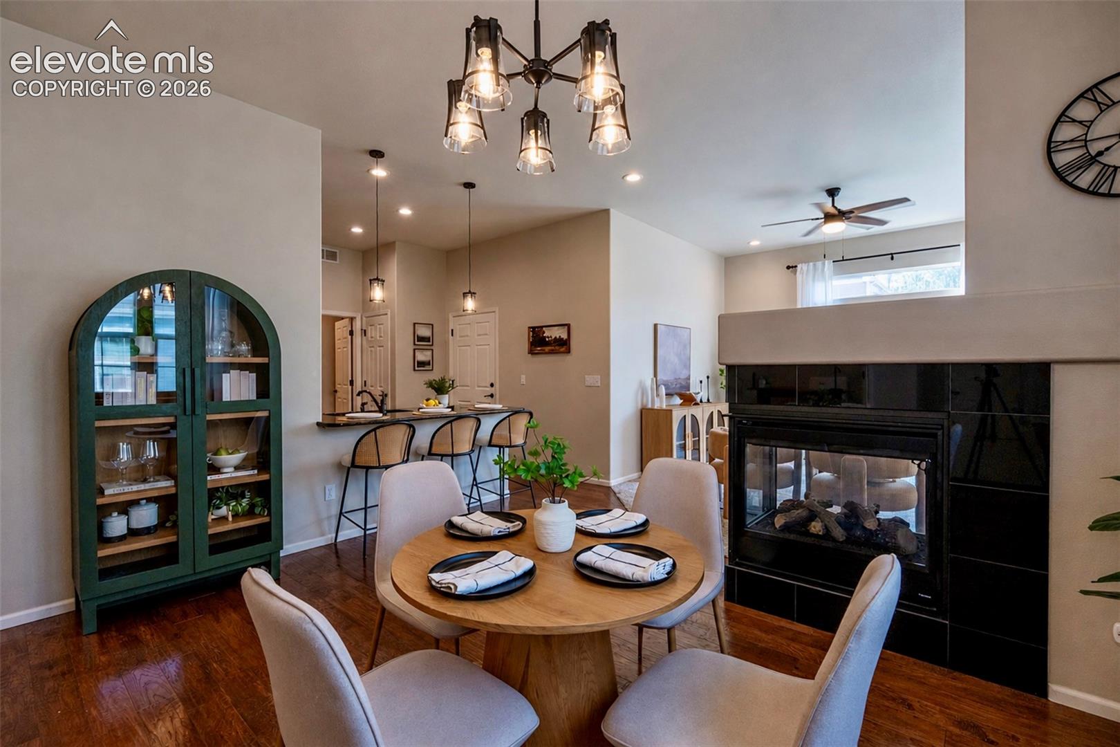 5429 Smokey Heights
