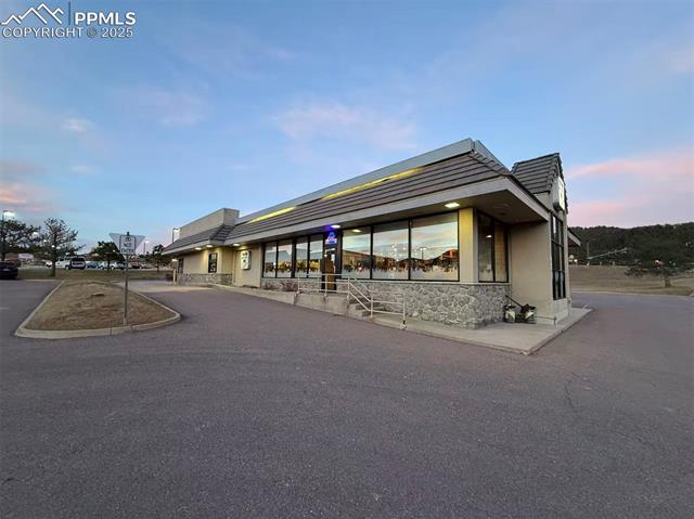 1139 E Highway 24
